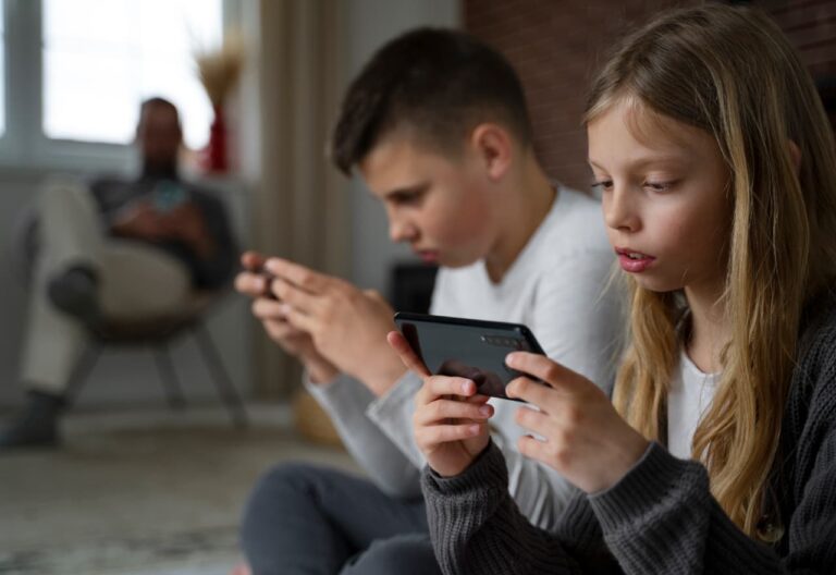 Thumbnail Picture of Technology Addiction in the Modern World Why We’re Hooked by CITA